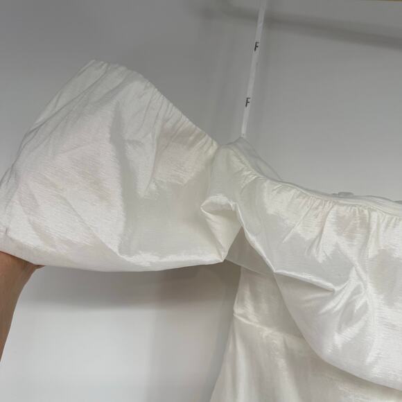 NWT Lulus Fanciful Feat Taffeta Off-The-Shoulder Bodycon Mini Dress White Size L - Picture 4 of 10